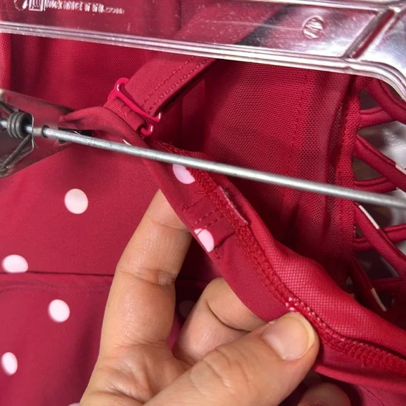 Torrid Disney Minnie Mouse Size 1X Red Polka Dot Retro Peplum One Piece Swimsuit - Picture 13 of 15